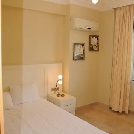 Gold 3+1 Penthouse With Free Aquapark Appartamento Alanya